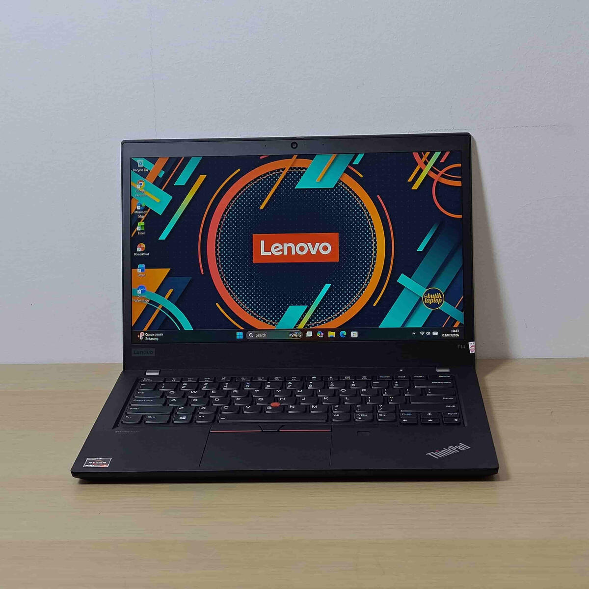 Lenovo Thinkpad T14G2 Depan Tengah Lenovo Thinkpad T14G2 Tengah Butik Laptop
